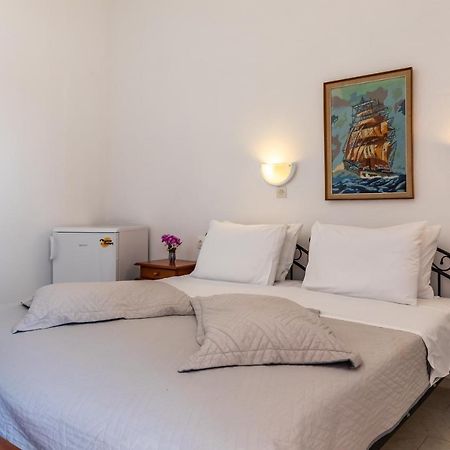Regina Hotel Скопелос Екстериор снимка