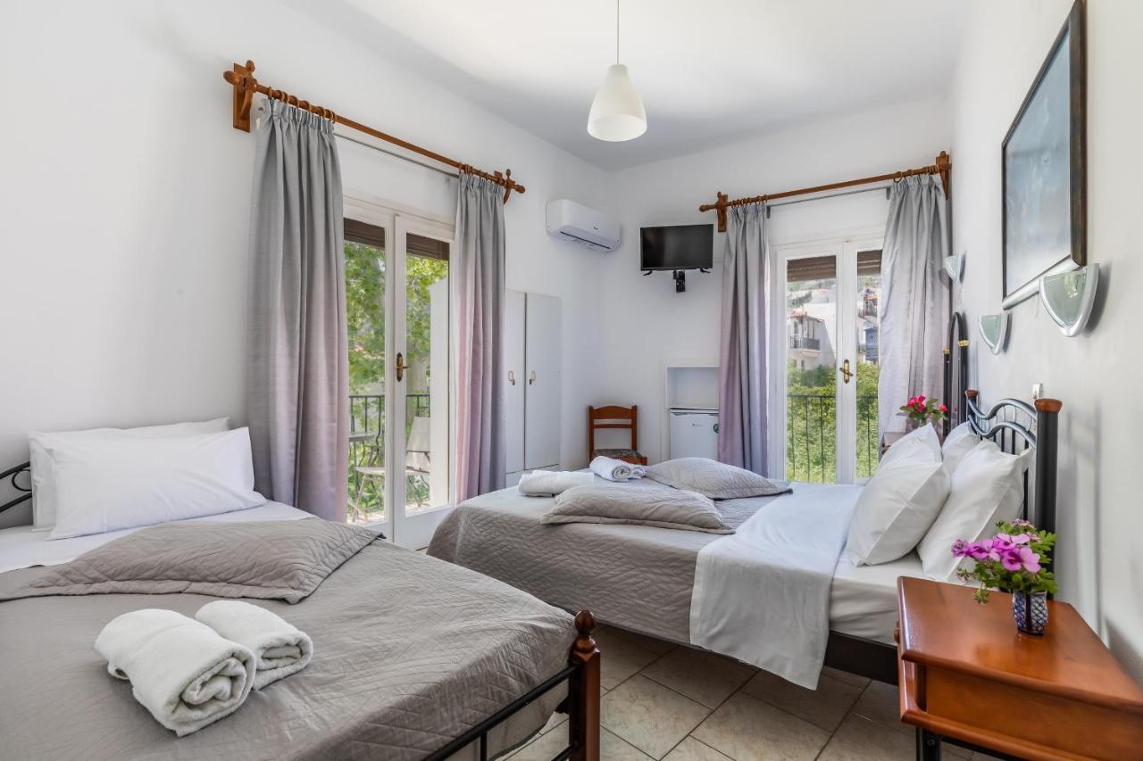 Regina Hotel Скопелос Екстериор снимка