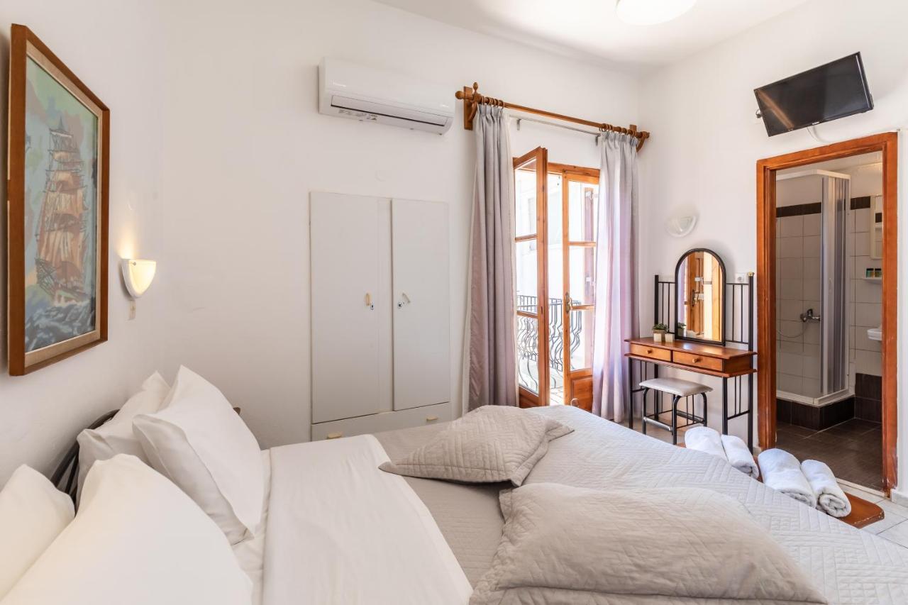 Regina Hotel Скопелос Екстериор снимка